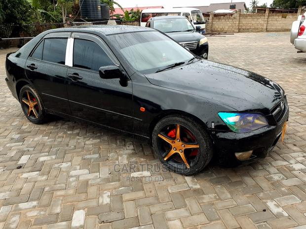 Toyota Altezza 2004 Black