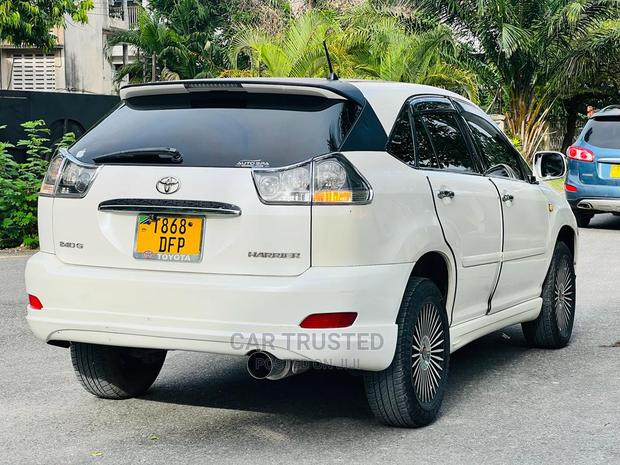 Toyota Harrier 2.4 4WD 2007 White