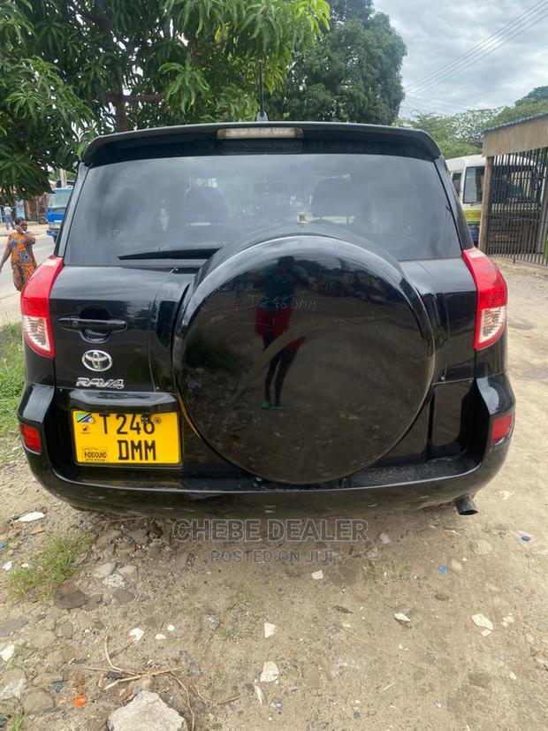 Toyota RAV4 1.8 2007 Black