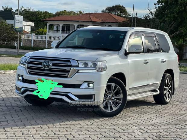 Toyota Land Cruiser 4.5 V8 VXR 2008 White