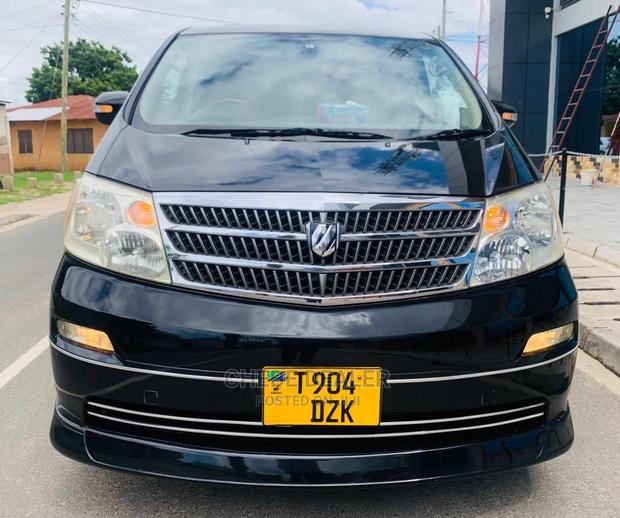 Toyota Alphard 2004 Black