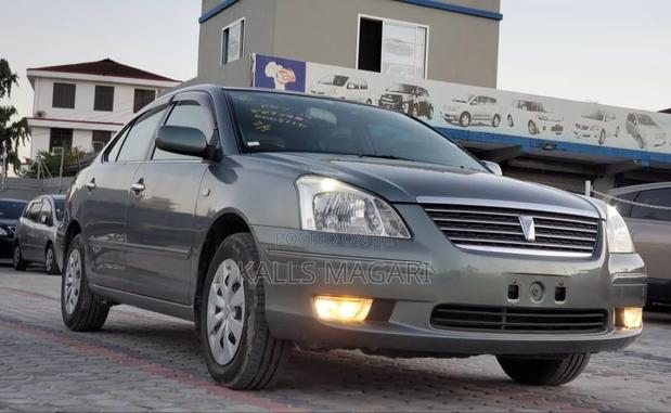 Toyota Premio 2005 Gray