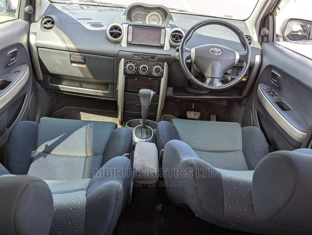 Toyota IST 2007 Silver