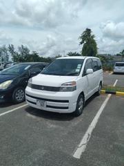 Toyota Noah 2.0 FWD (8 Seater) 2001 White for sale