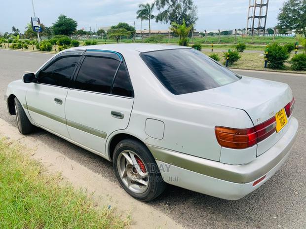 Toyota Corona Premio 1.6 FWD 2001 White