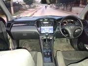 Toyota Kluger 2004 Silver for sale