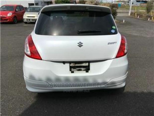 Suzuki Swift 1.4 2012 White