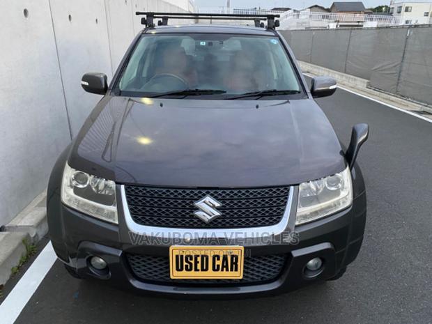 Suzuki Escudo 2011 Gray