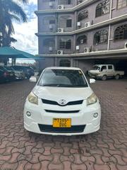 Toyota IST 2007 White for sale