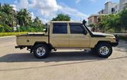 Toyota Land Cruiser 4.0 V6 DLX 2015 Beige for sale