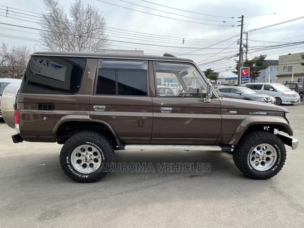 Toyota Land Cruiser Prado 1991 Brown