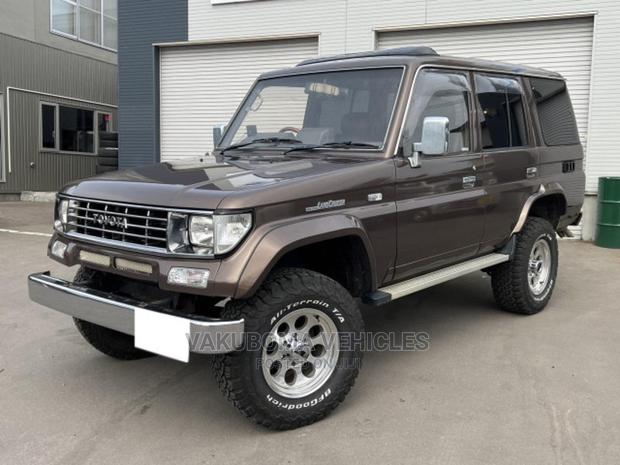 Toyota Land Cruiser Prado 1991 Brown