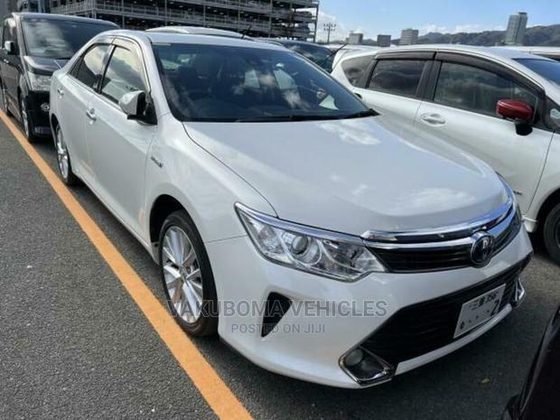 Toyota Camry 2015 Pearl