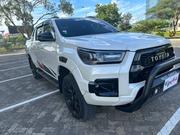 Toyota Hilux 2021 White for sale