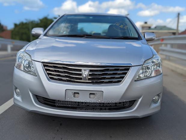 Toyota Premio 2010 Silver