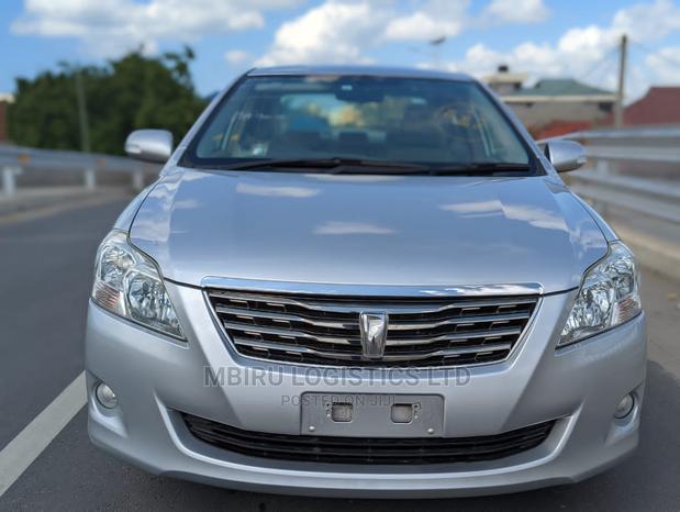 Toyota Premio 2010 Silver