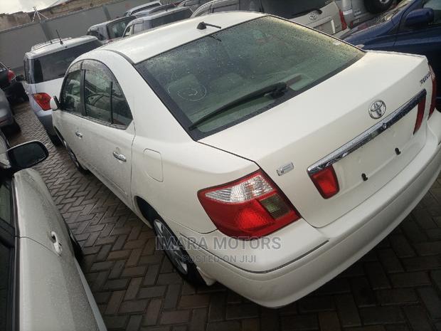 Toyota Premio 2004 White