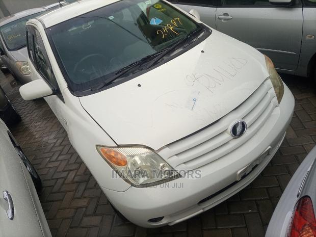 Toyota IST 2005 White