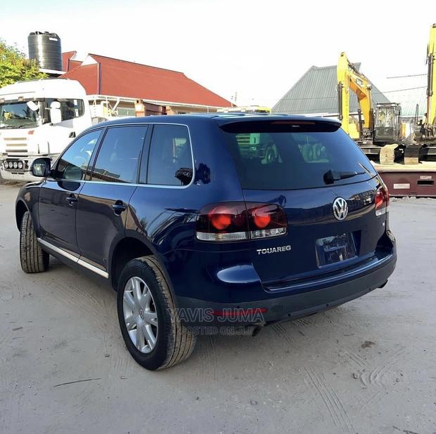 Volkswagen Touareg 2008 Blue