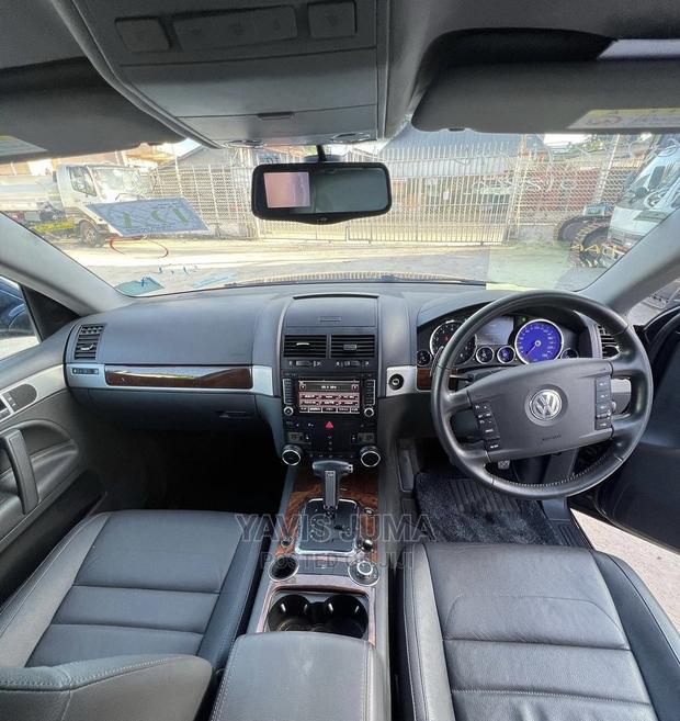 Volkswagen Touareg 2008 Blue