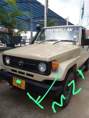 Toyota Land Cruiser HDJ 100 2001 Beige for sale