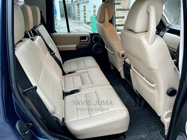 Land Rover Discovery 2006 Blue