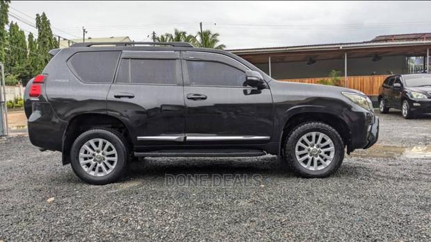 Toyota Land Cruiser Prado 2016 Gray