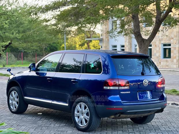 Volkswagen Touareg 2007 Blue