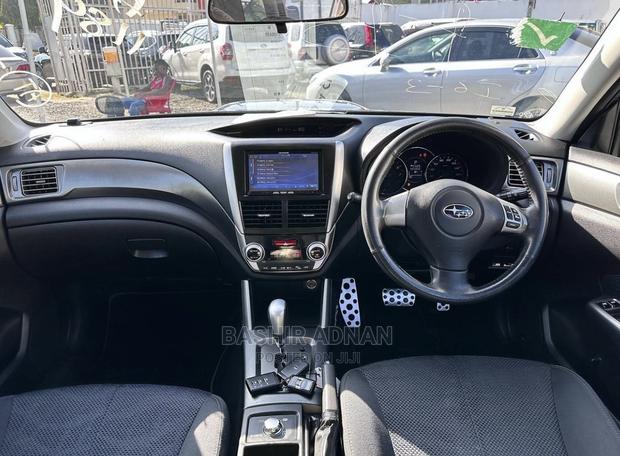 Subaru Forester 2.0D X 2012 Black