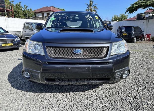 Subaru Forester 2.0D X 2012 Black