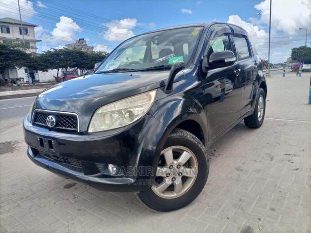 Toyota Rush 1.5 AWD 2006 Black