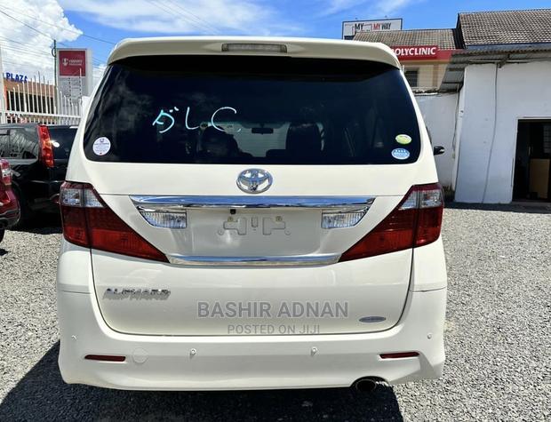Toyota Alphard 2008 Pearl