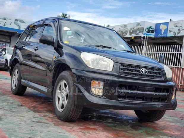 Toyota RAV4 Automatic 2003 Black