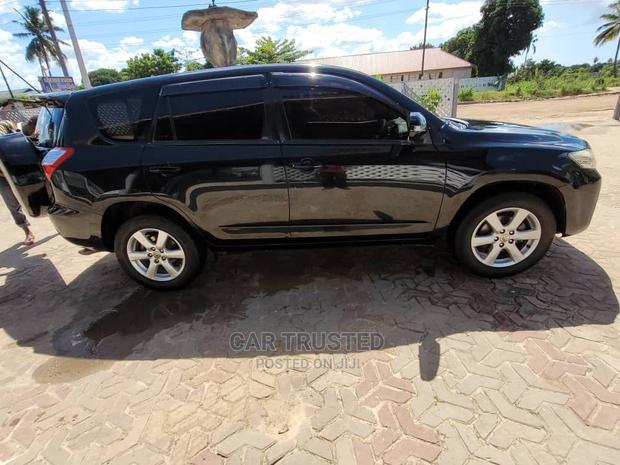 Toyota Vanguard 2007 Black