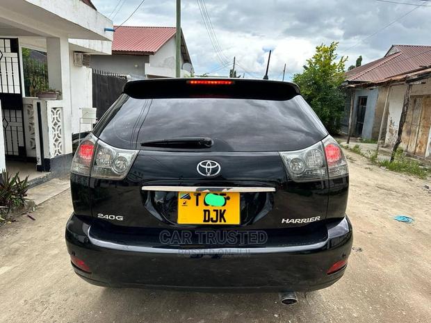 Toyota Harrier 2.4 4WD 2005 Black
