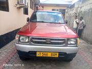 Toyota Hilux 2004 Red for sale