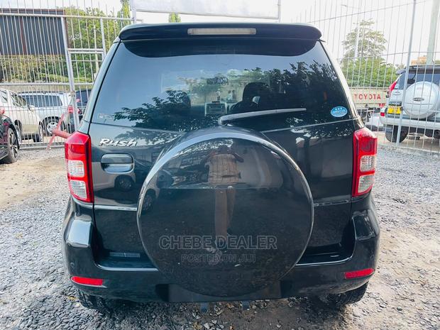 Toyota Rush 1.5 AWD 2006 Black