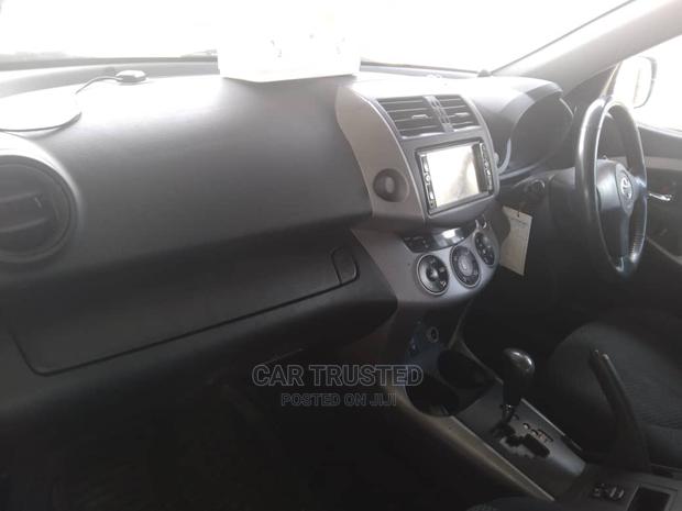 Toyota RAV4 2.0 4x4 Executive 2004 Black