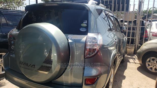 Toyota RAV4 2009 Gray