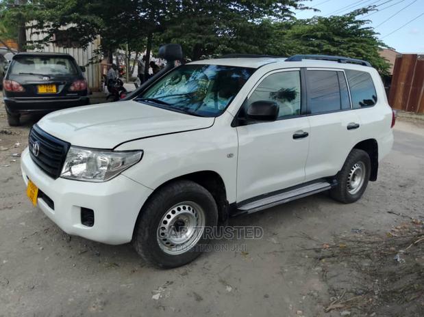 Toyota Land Cruiser 4.5 V8 TD STD 2010 White