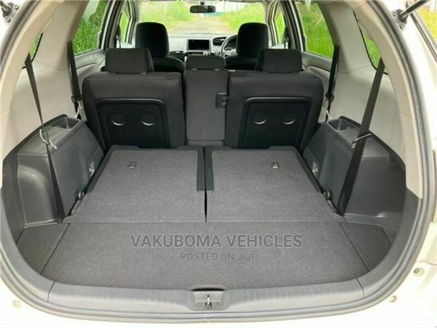 Toyota Wish 2010 Pearl