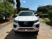 Toyota Fortuner 2021 White for sale