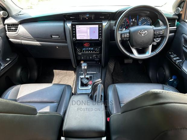 Toyota Fortuner 2021 White