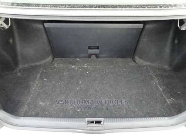 Toyota Mark II 2004 Silver