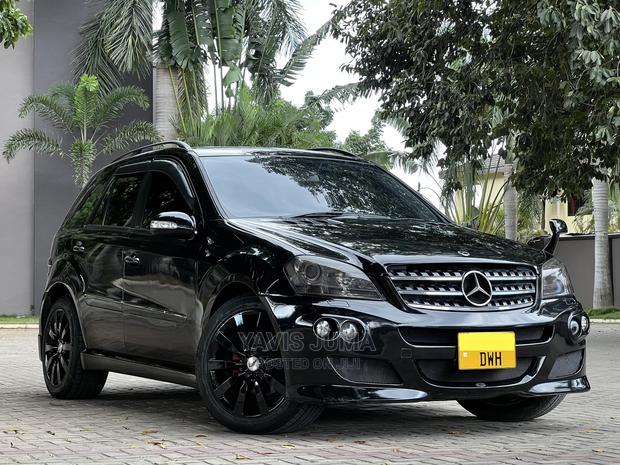 Mercedes-Benz M Class 2005 Black