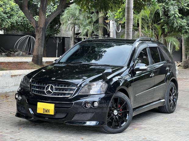 Mercedes-Benz M Class 2005 Black