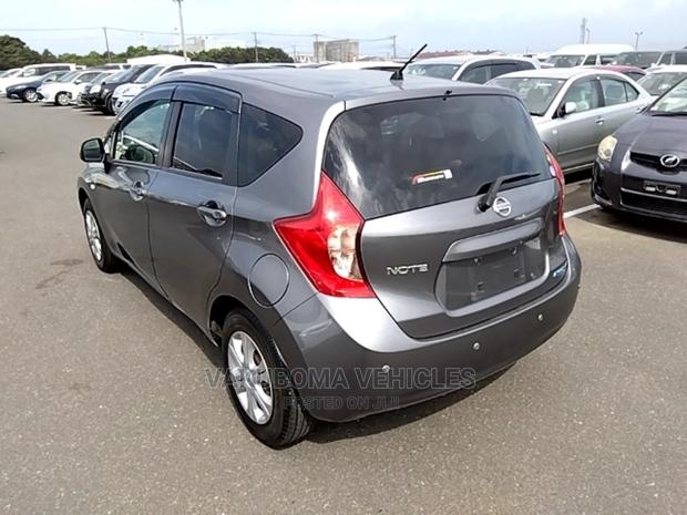 Nissan Note 2012 Gray