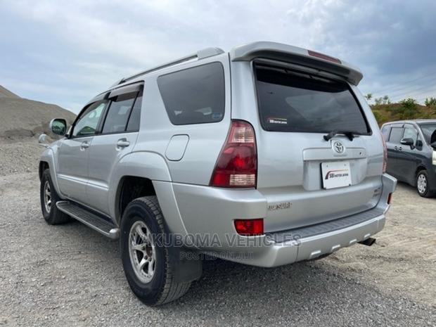 Toyota Hilux Surf 2004 Silver
