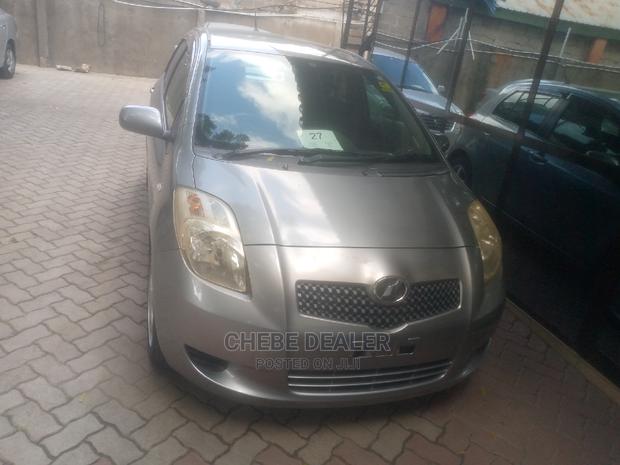Toyota Vitz 1.3 AWD 3dr 2005 Gray