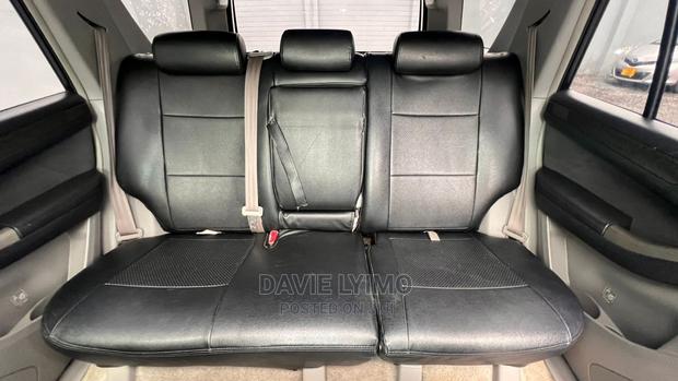 Toyota Hilux Surf 2.7 SSR 2004 Black